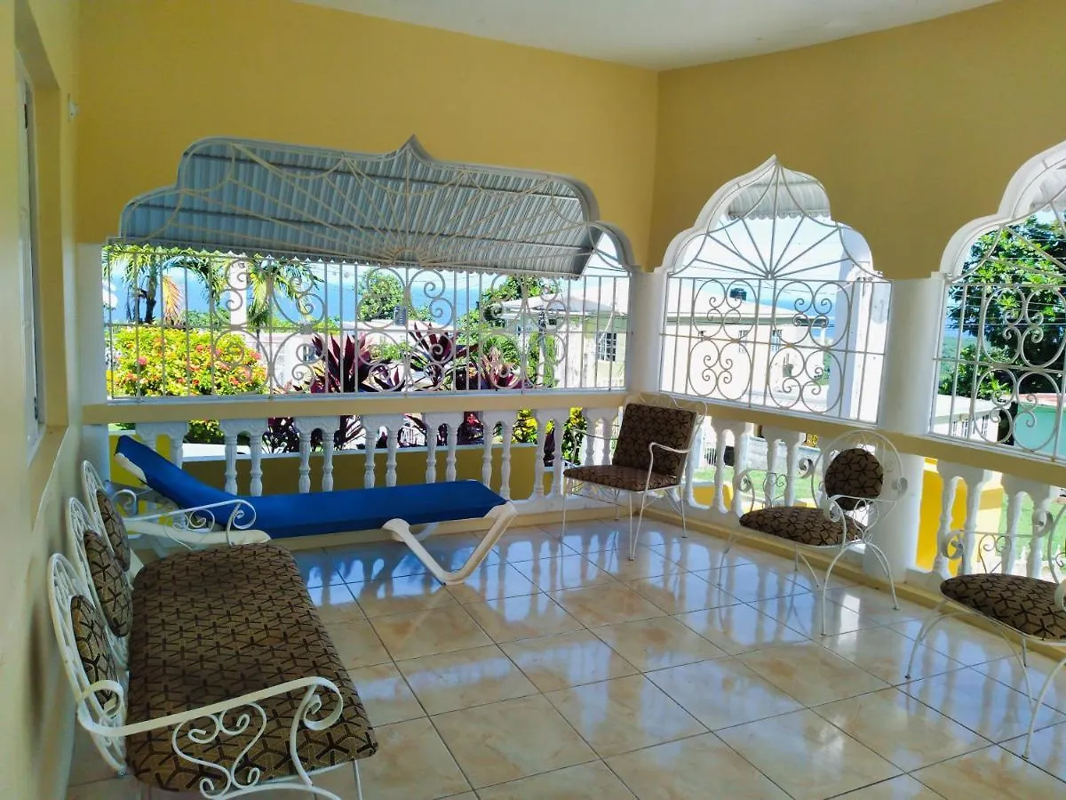 Valentine'S Castle Hotel Saint Ann's Bay Guest house
